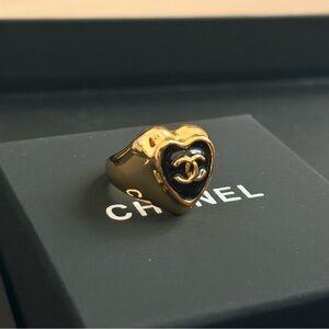 CHANEL Gorgeous Heart Ring Gold and Black Size 8 with Box Great Condition